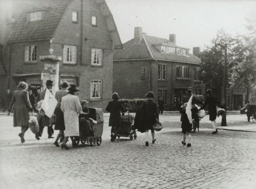 102958_arnhemmers_ontvluchten_het_oorlogsgeweld__w800_h600